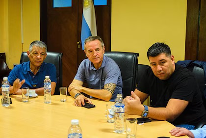 La CGT acusó de “entreguistas” a los gobernadores por la reforma laboral: “No se puede vender la dignidad del pueblo” La CGT acusó de “entreguistas” a los gobernadores por la reforma laboral: “No se puede vender la dignidad del pueblo”