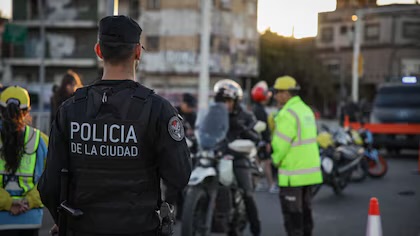 Legisladores porteños pidieron que los policías de la Ciudad lleven cámaras en sus chalecos