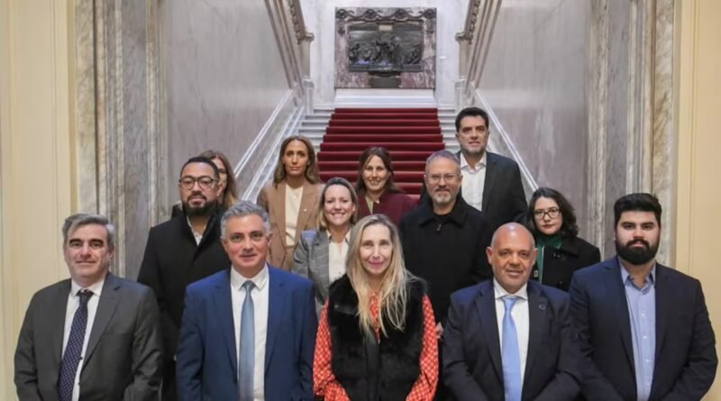 Karina Milei reunió a los legisladores bonaerenses de LLA para ordenar la campaña 2027