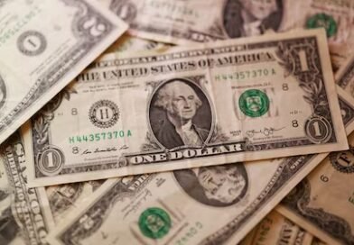 El dólar tocó un nuevo máximo nominal y el mayorista ya sube 1,7% en lo que va de agosto