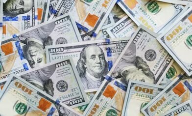 Desde que se levantó el cepo a las personas, los argentinos compraron casi USD 45.000 millones