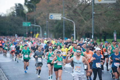 La Maratón de Buenos Aires 2026 reunirá a 16.384 corredores de 64 países, con cortes de calle desde hoy