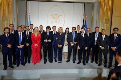El Gobierno habilita la compra de ciudadanía argentina por USD 350.000, que permitiría adquirir tierras rurales sin límites