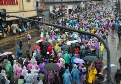 Más de un millón de fieles marcharon hacia Luján en la peregrinación juvenil más convocante de las últimas décadas