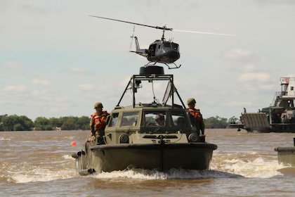 El Ejército movilizó blindados y tropas en Rosario como parte de los ejercicios Biguá y Arandu con Brasil
