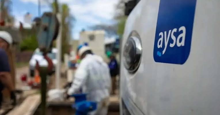 El Gobierno privatizó AySA y se la vendió al grupo de Mauricio Filiberti por USD 340 millones