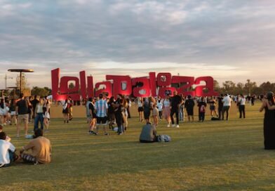 Lollapalooza Argentina 2027: Travis Scott, Charli XCX y Tini Stoessel encabezan el line up