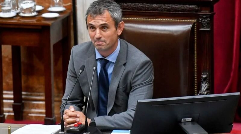 El oficialismo busca dictaminar hoy la Ley Malvinas y mide votos para el Presupuesto