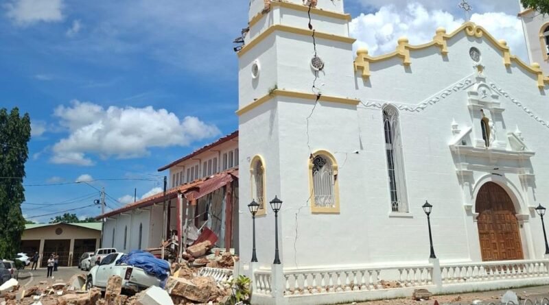Un terremoto de magnitud 7,6 sacudió Panamá y activó alertas de tsunami en el Pacífico